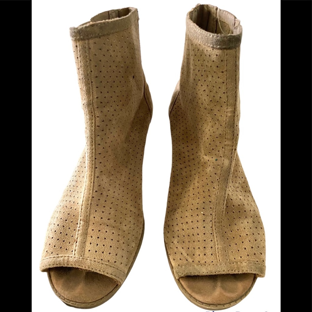 🔥TAN ANKLE BOOTS🔥SIZE 10🔥USED - Picture 2 of 16